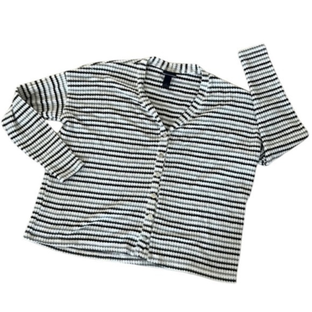 Daytrip size small striped thermal style button up shirt